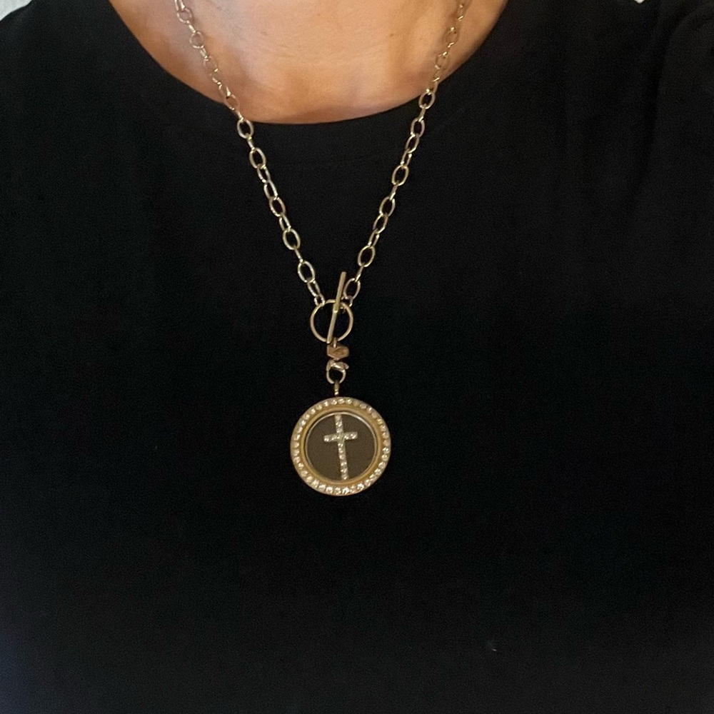 Gold Origami Owl Locket with Toggle Chain